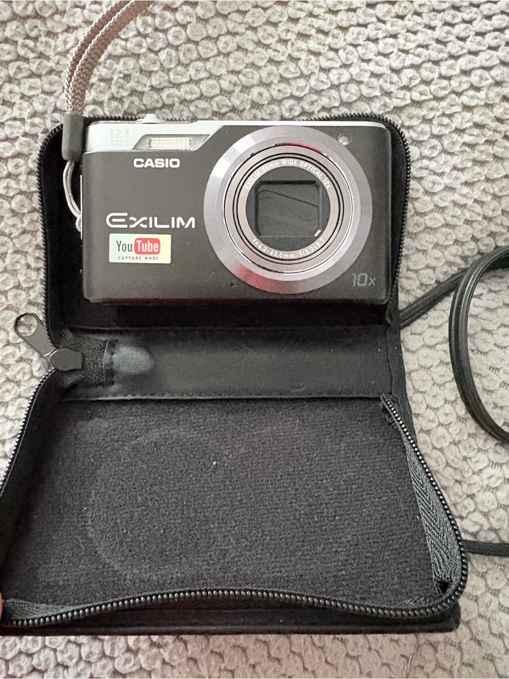 Casio Exilim Black and Silver Compact Digital Camera